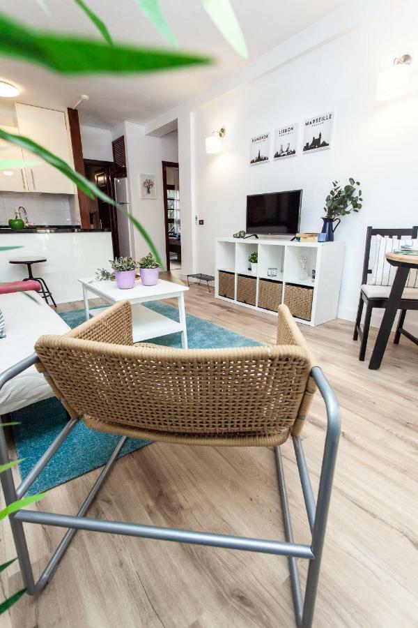 Spectacular Renovated Apartment, 5 Min To Camison Beach, With Aircon Arona  Eksteriør bilde