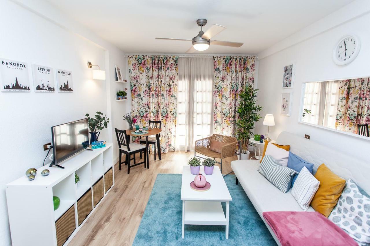 Spectacular Renovated Apartment, 5 Min To Camison Beach, With Aircon Arona  Eksteriør bilde