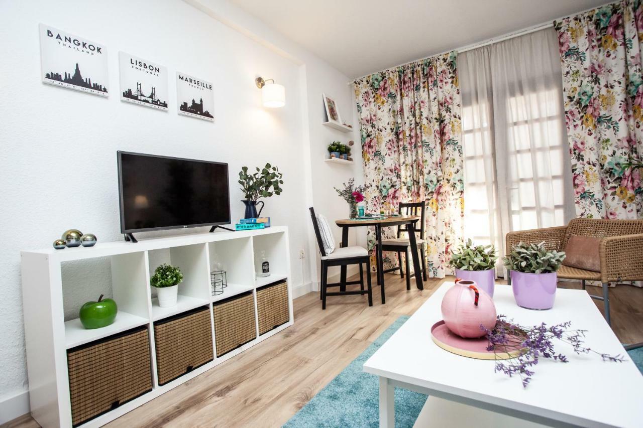 Spectacular Renovated Apartment, 5 Min To Camison Beach, With Aircon Arona  Eksteriør bilde